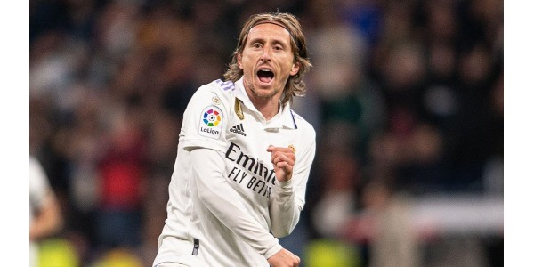 Luka Modrič dává za Real Madrid šestý gól v sezoně